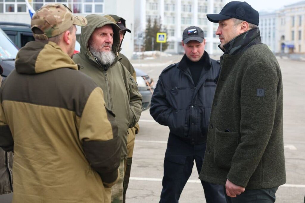 Крупную партию гуманитарной помощи отправили из Дзержинска на Донбасс