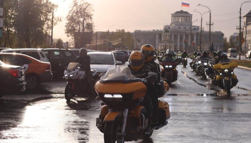 Более 1000 байкеров собрались в Дзержинске на закрытии мотосезона