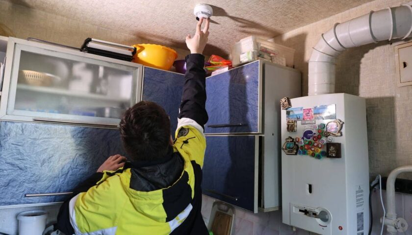 Более 1260 пожарных извещателей установят в домах и квартирах в Дзержинске