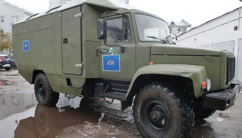 Автомобиль ГАЗ для эвакуации раненых передали из Дзержинска в зону СВО