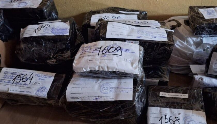 Более 900 пачек табачной продукции изъяли приставы в Дзержинске