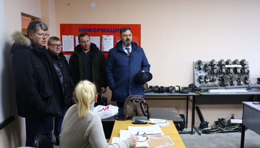 Мэр Дзержинска посетил занятие для водителей троллейбуса